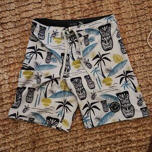 Wailoa Hawaiian Tiki Board Shorts 28